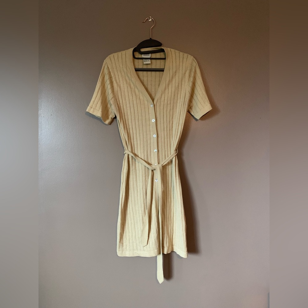 Vintage cardigan belted button down 90s neutral cream beige ivory